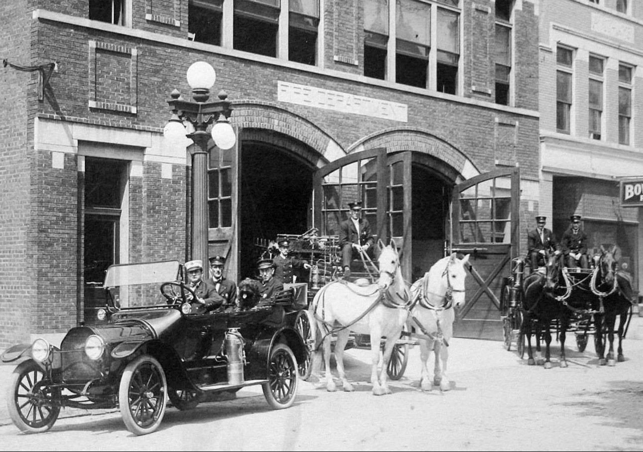 A historic photo of the old Fairmont City Hall on Monroe Street
